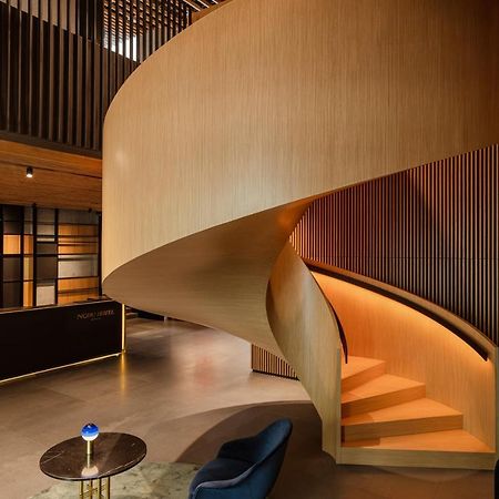 Nobu Hotel Varsavia Esterno foto The spiral staircase